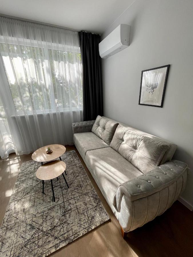 Vanquish Central Apartment Warna Exterior foto